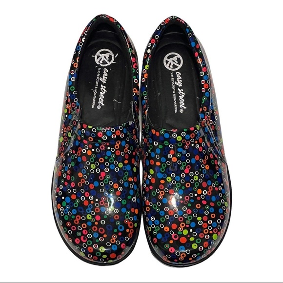 Easy Street 7.5M Fireworks Clog Ortho Comfort Slip-Resistant Slip-On Nurse Shoe - Picture 2 of 5